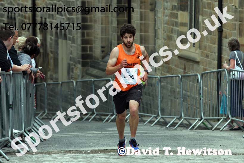 Durham City 5k, Durham City 10k and 5k Road Races. Photo: David T. Hewitson/Sports for All Pics